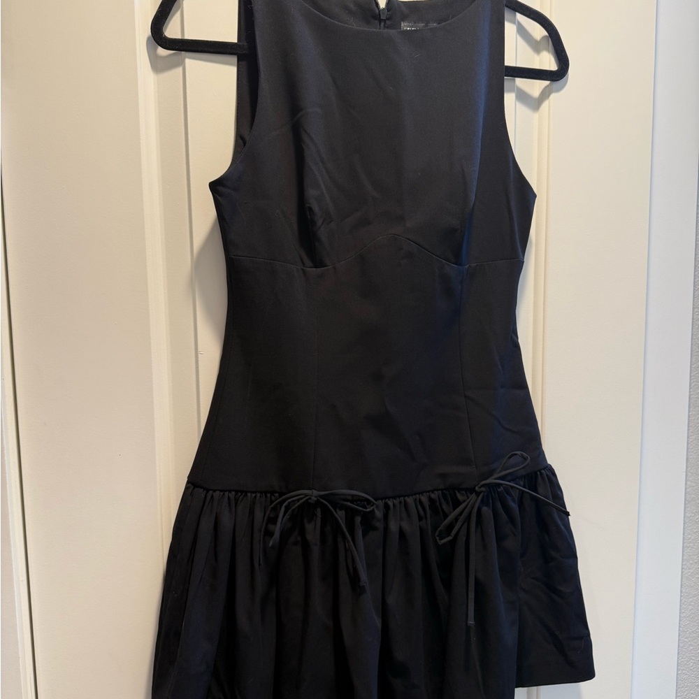 Zara Black Sheath Mini Dress Crew Neck Sleeveless